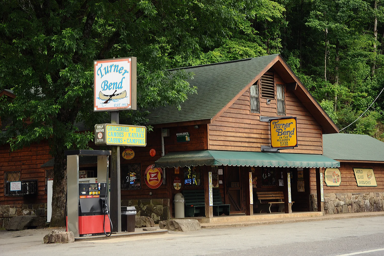 turner bend store